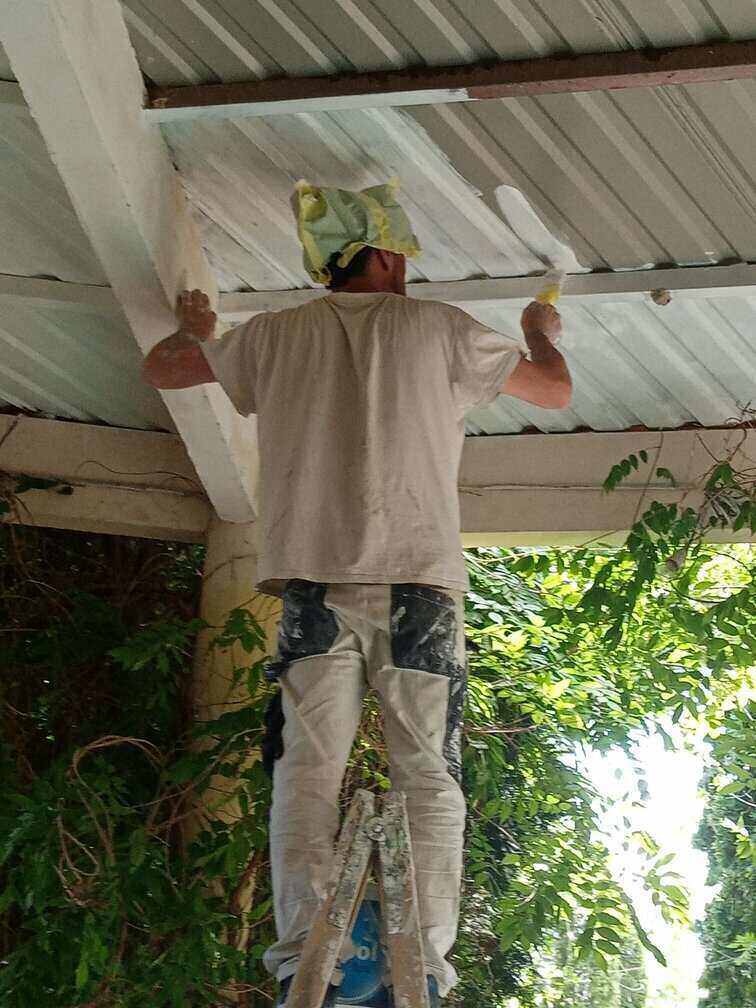 Radnik farba krovne ploče